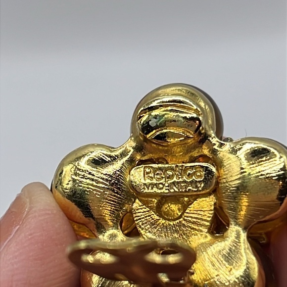 Lucite Brown Floral and Gold Spherical with Rhinestones Vintage Clip on Earrings - Picture 4 of 11